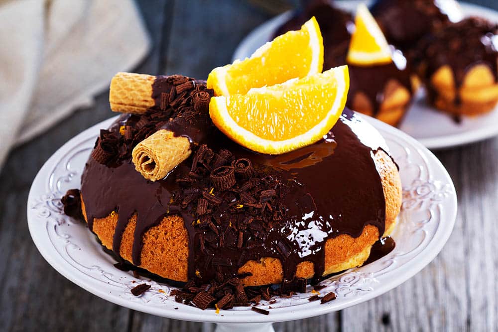 Indulge in delicious guilt-free desserts – satisfy your sweet tooth without sacrificing your health!